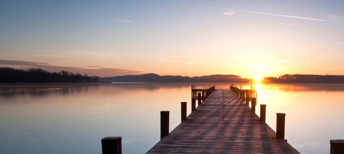Ein Sonnenuntergang am Steg. Ein Sonnenuntergang am Steg.